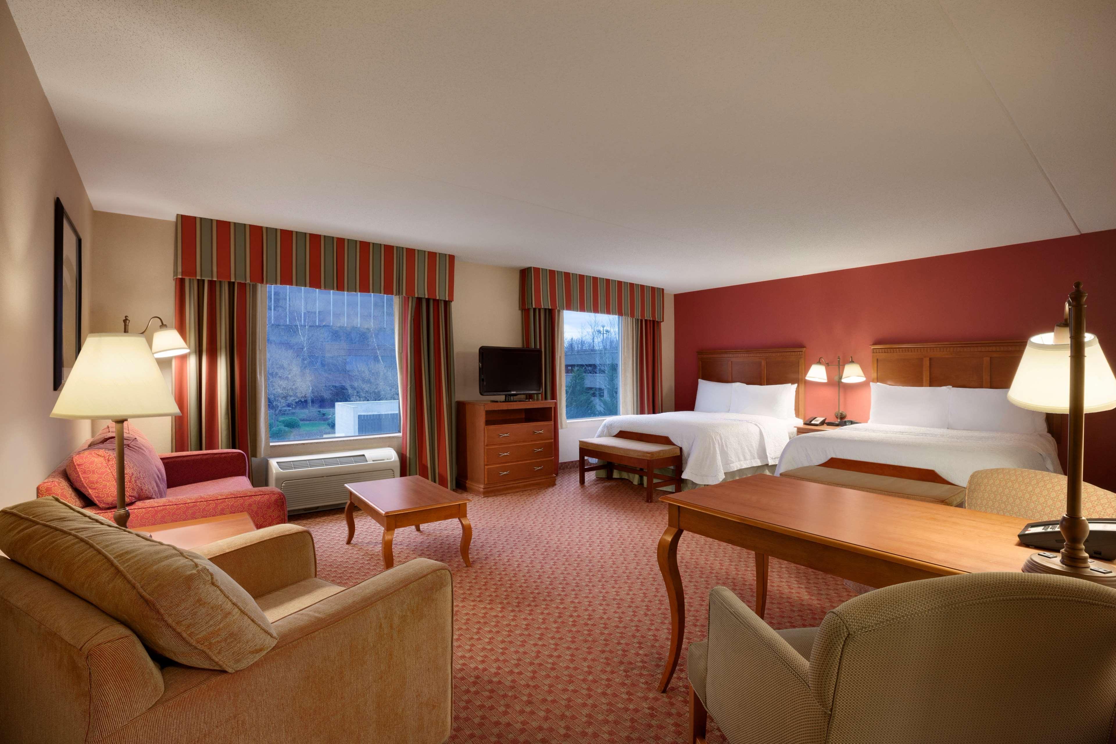 Hampton Inn & Suites East Hartford Extérieur photo