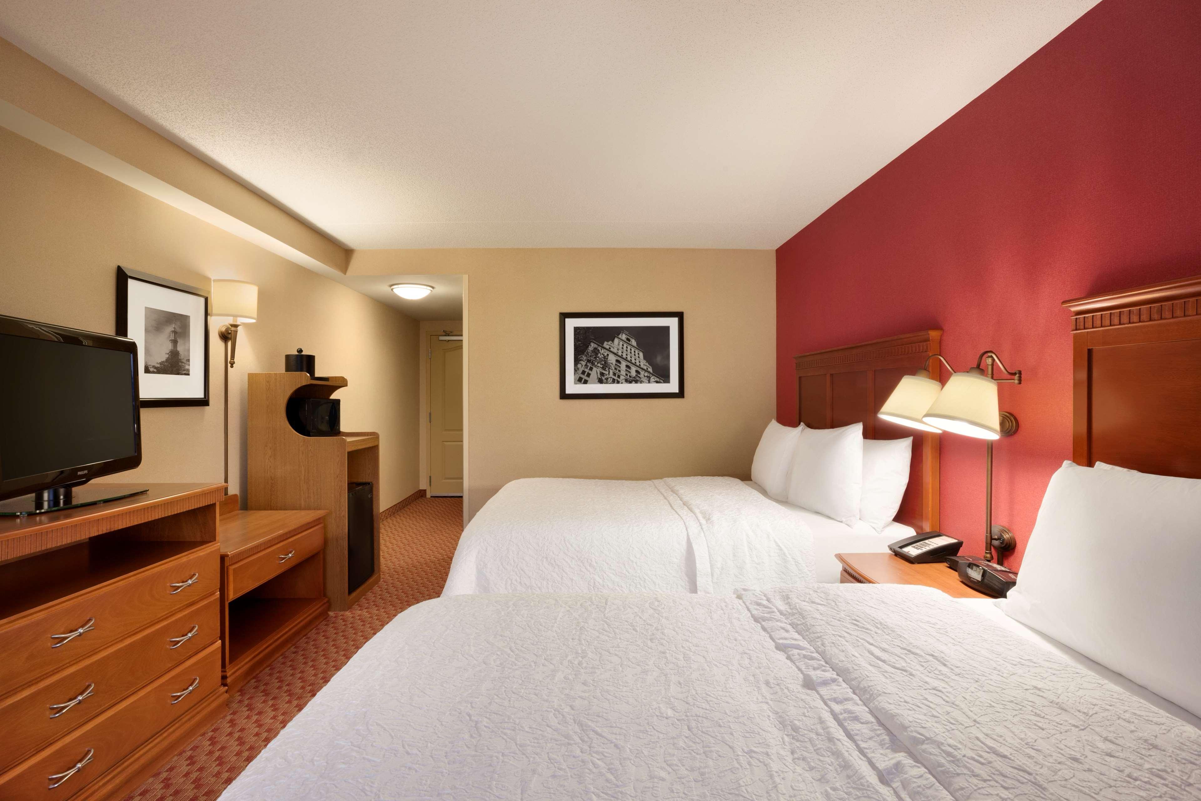 Hampton Inn & Suites East Hartford Extérieur photo