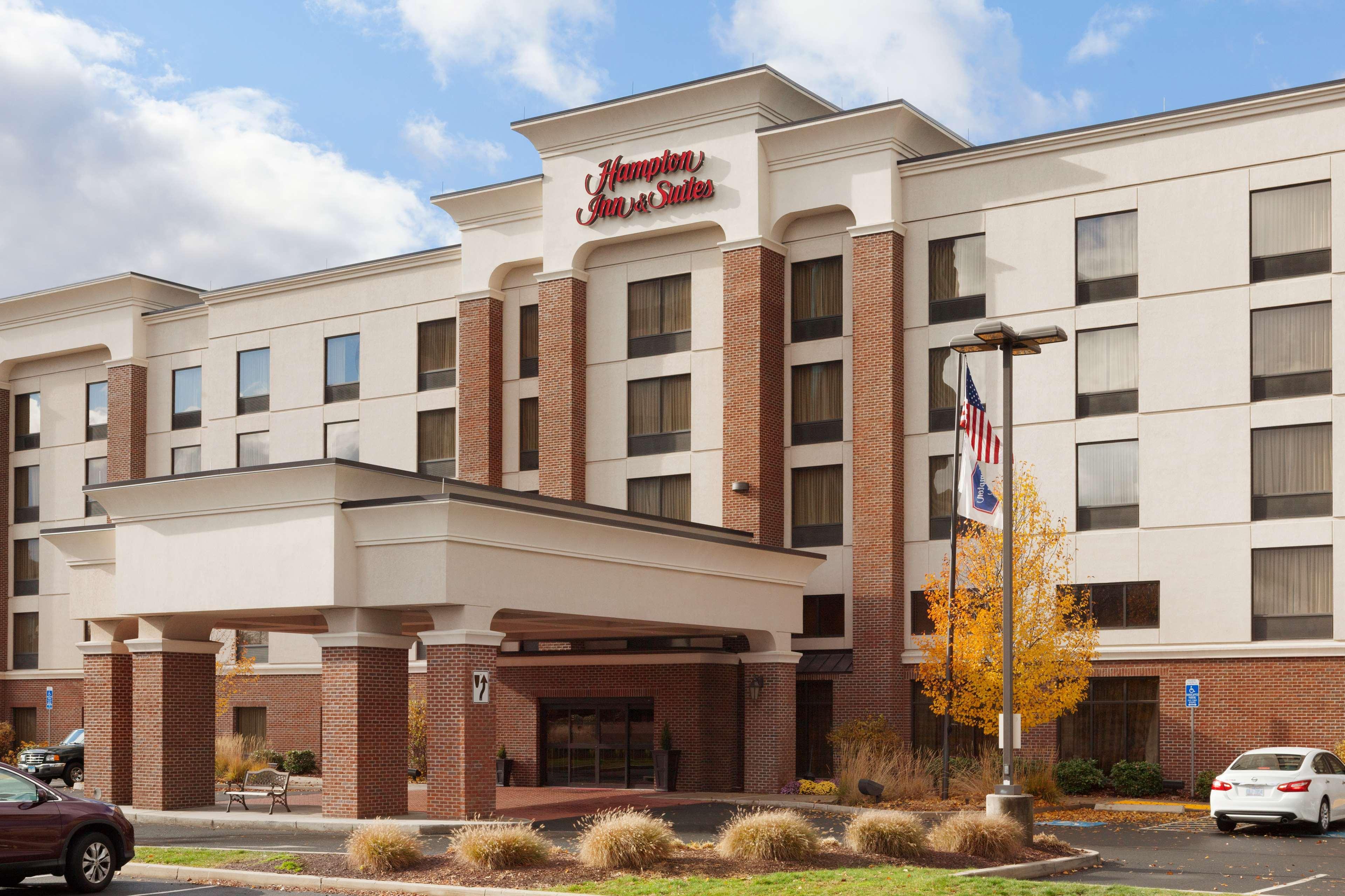 Hampton Inn & Suites East Hartford Extérieur photo