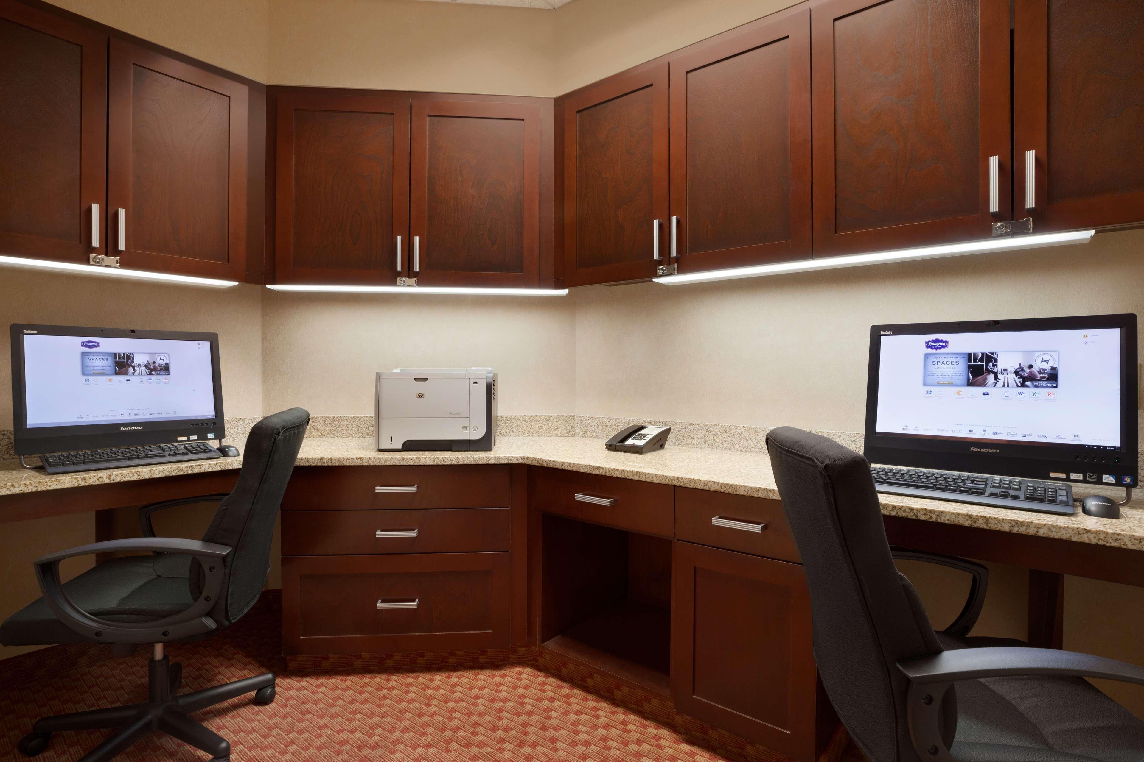Hampton Inn & Suites East Hartford Extérieur photo