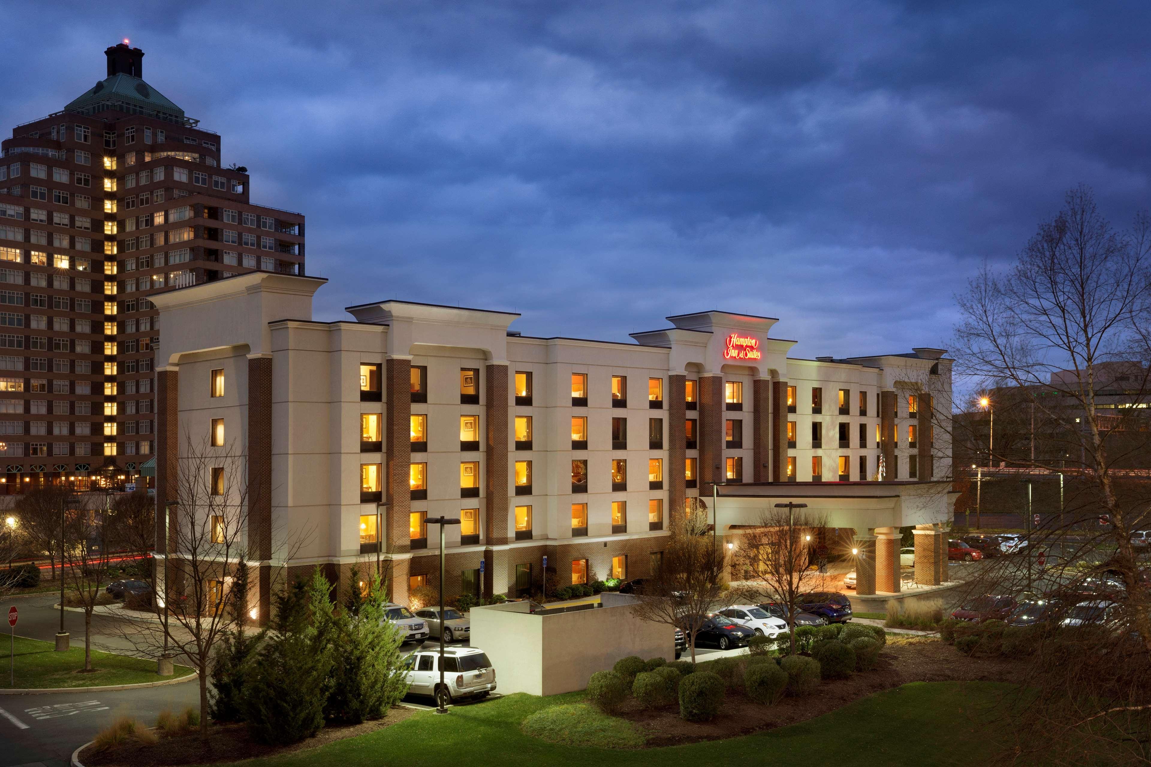 Hampton Inn & Suites East Hartford Extérieur photo