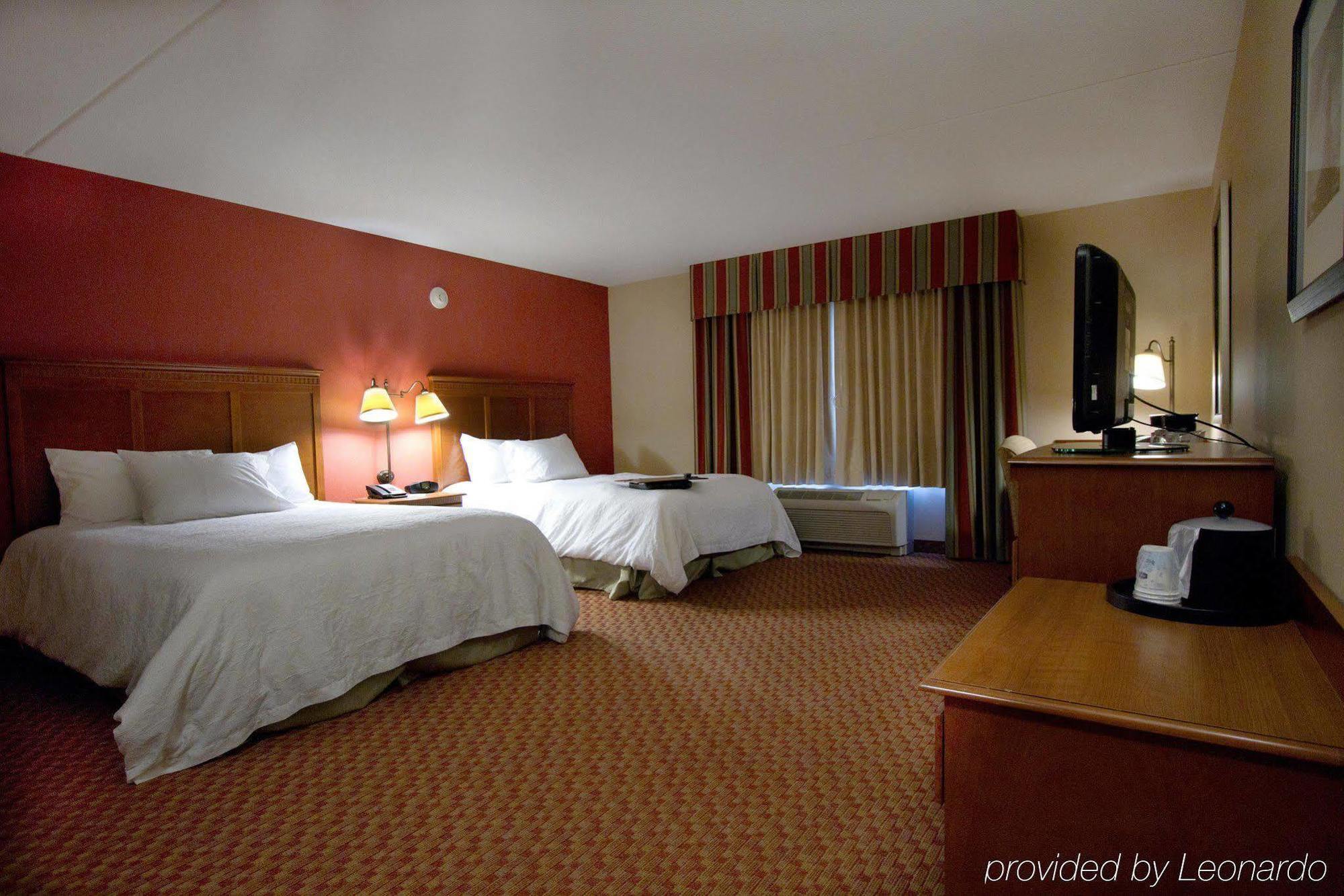 Hampton Inn & Suites East Hartford Extérieur photo
