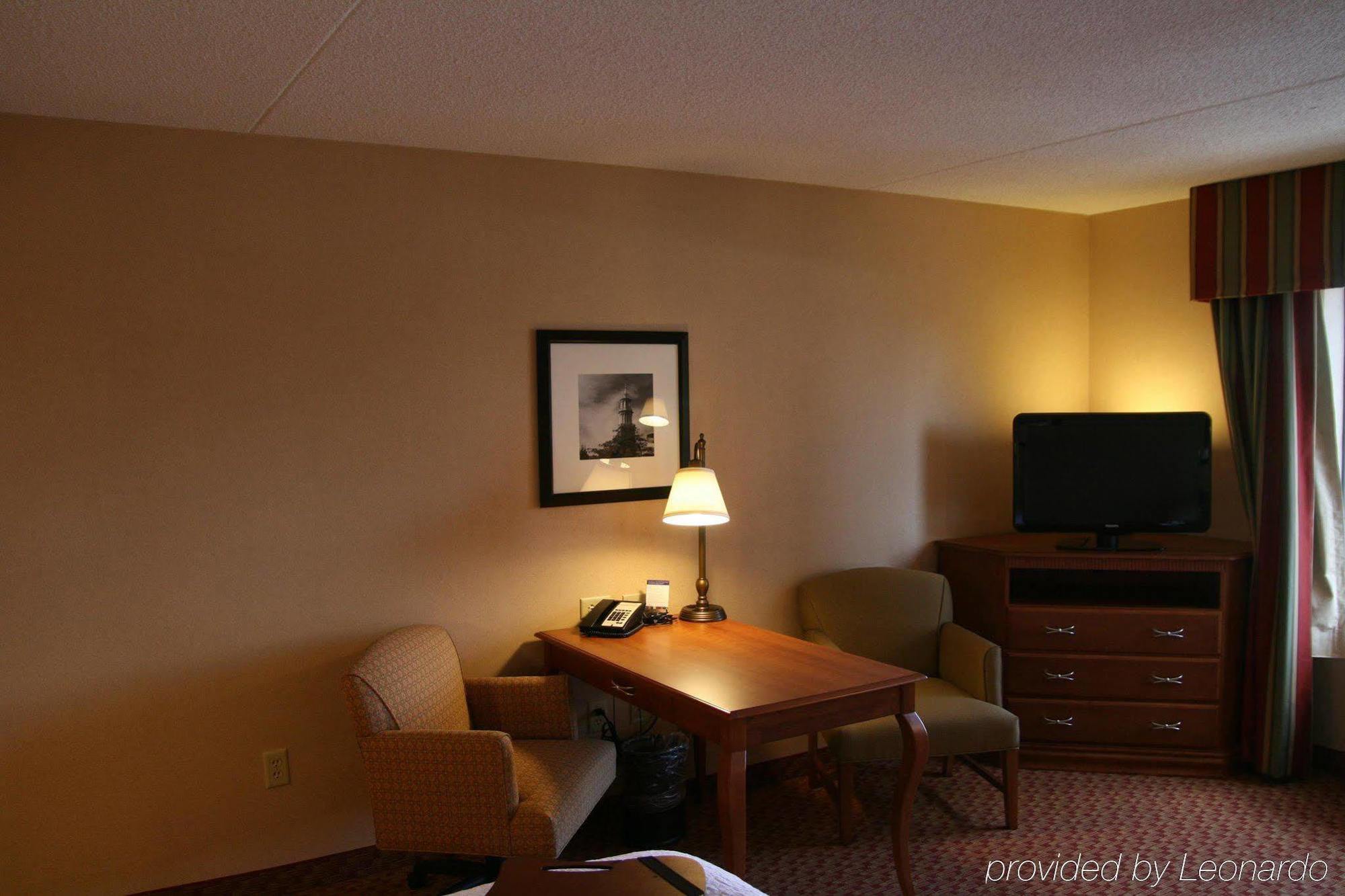 Hampton Inn & Suites East Hartford Chambre photo