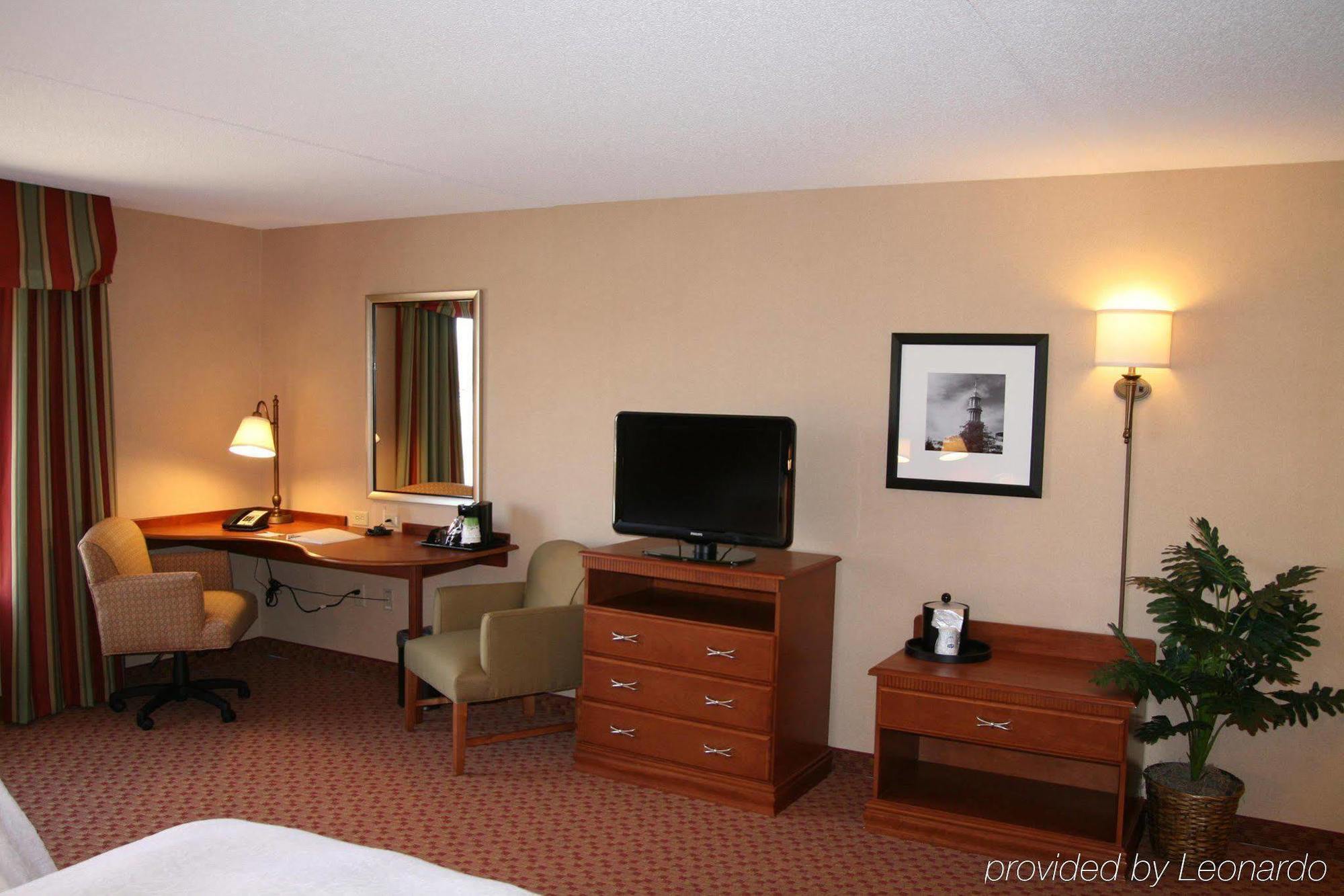 Hampton Inn & Suites East Hartford Chambre photo